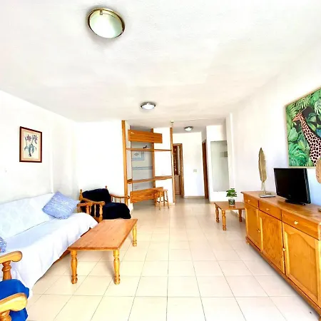 Apartamento De Dos Dormitorios En Costa Del Silencio, Tenerife Sur * طوستا ديل سيلونثيو